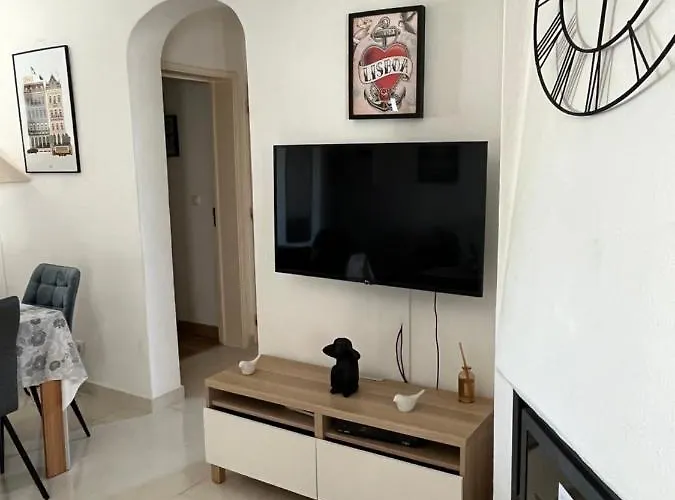 Vue Et Piscine A 5 Min A Pied De Sao Rafael Apartman *